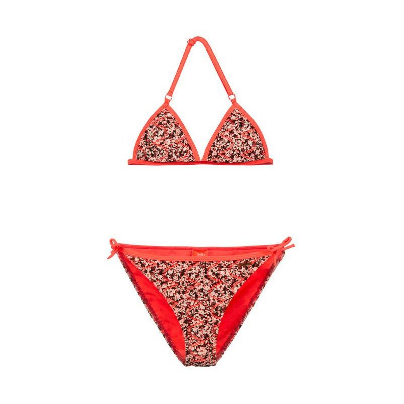 Jennie triangle bikini Protest child