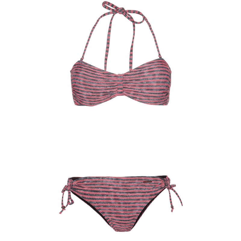 Bikini Protest Barbera 20 (Kalifornien) kvinna