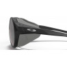 Clifden Oakley MATTE BLACK