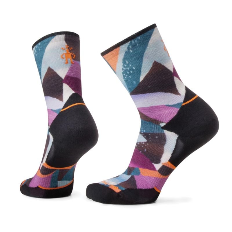 Naisten juoksusukat Smartwool Athlete Edition Run Mosaic Piece Print (musta)