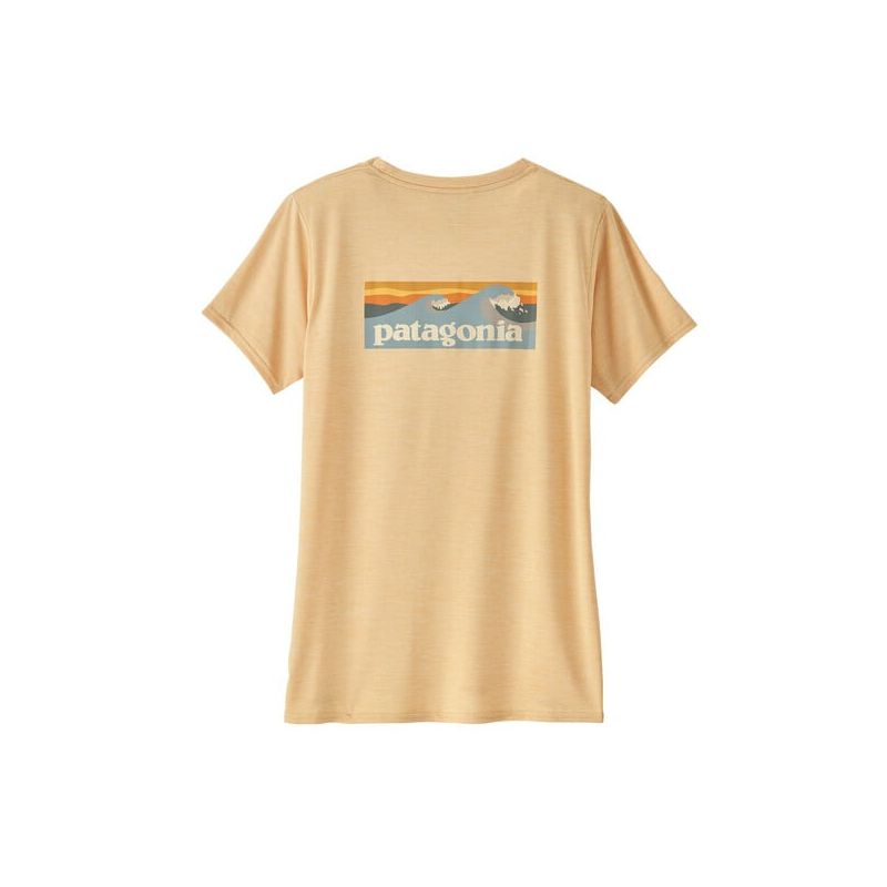 Patagonia W's Cap Cool Daily Grafisch Shirt - Waters (Boardshort Logo: Sandy Melon X-Dye)