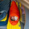 Lasten makuupussi Big agnes Little Red 20 (FireLine Core Eco) VASEN (Cherry Tomato/Tangelo)