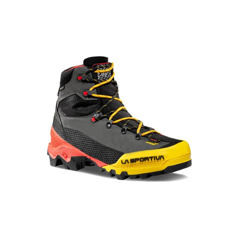 Mountaineering shoes La Sportiva Aequilibrium LT GTX (Black/Yellow) Men