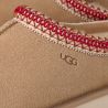 UGG W TASMAN II (ARENA / CEREZA OSCURA)