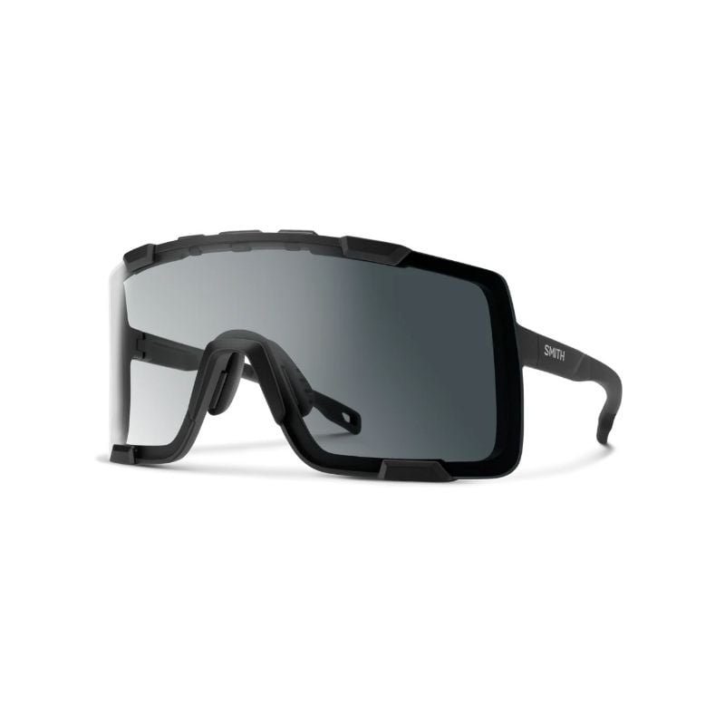Sunglasses Smith SYNCLINE (Matt black / ChromaPop Photochromic clear to grey)