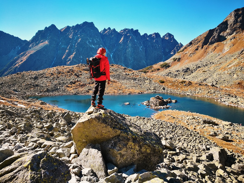 trekking